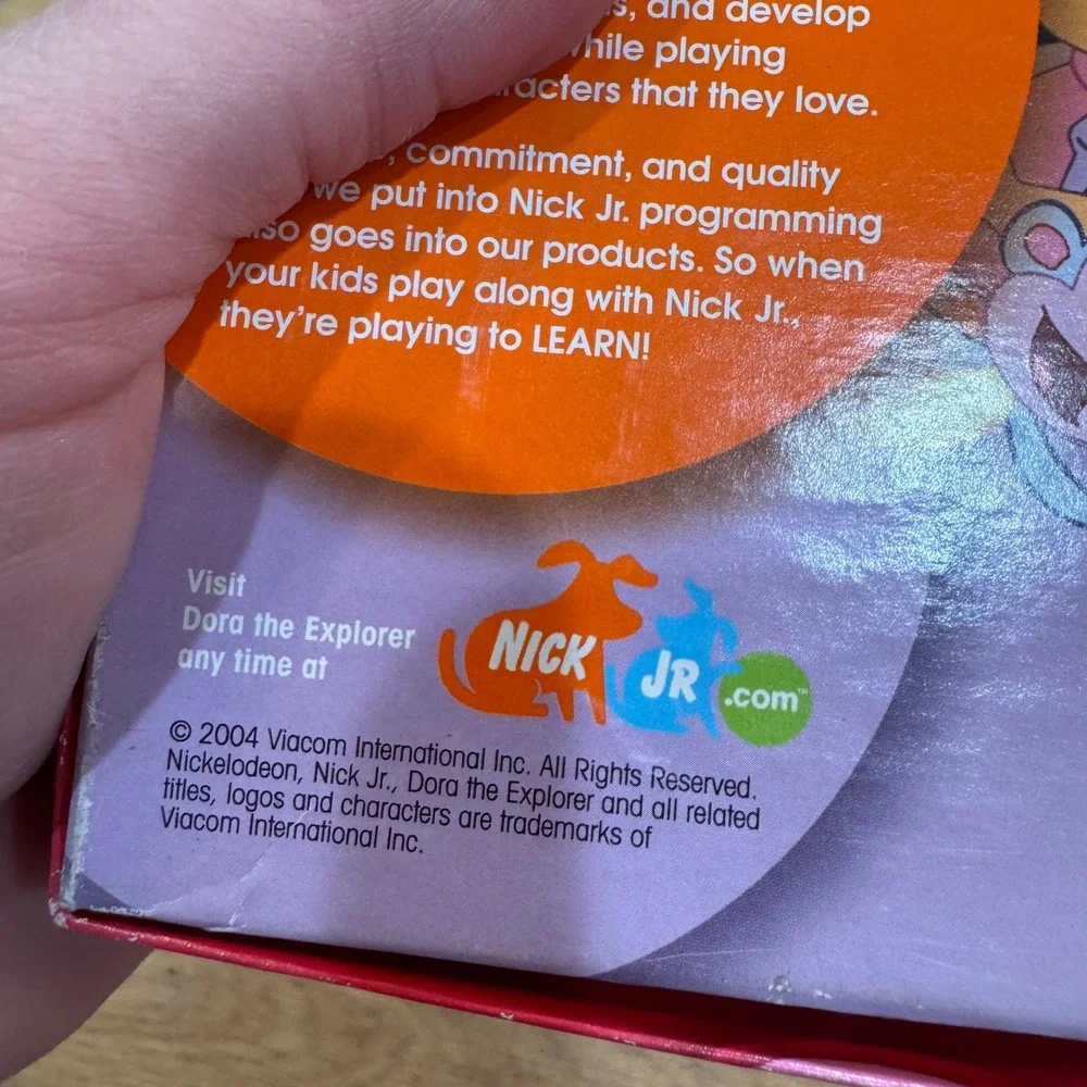 Milton Bradley Dora the Explorer Memory Game 2004 Nick Jr Matching Game 42591